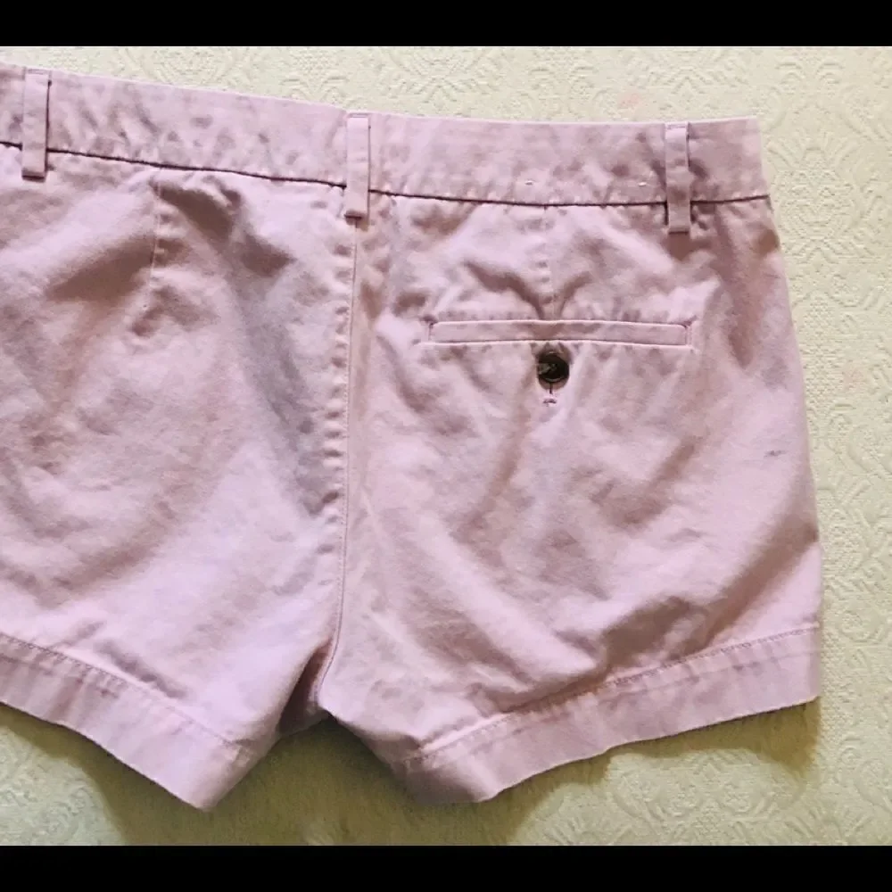 UNIQLO 100% cotton Oxford shorts.